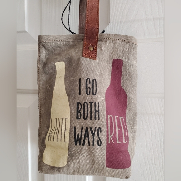 NWT Mona B Up-Cycled Canvas 2 Bottle Wine Bag Carrier Both Ways - Picture 4 of 7
